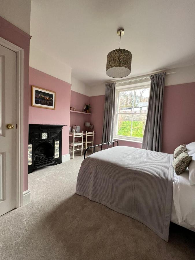 Riversdale House Bed & Breakfast Ланголен Екстериор снимка