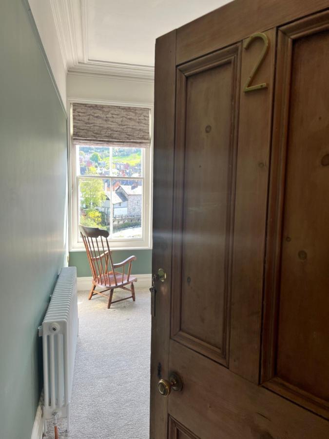 Riversdale House Bed & Breakfast Ланголен Екстериор снимка