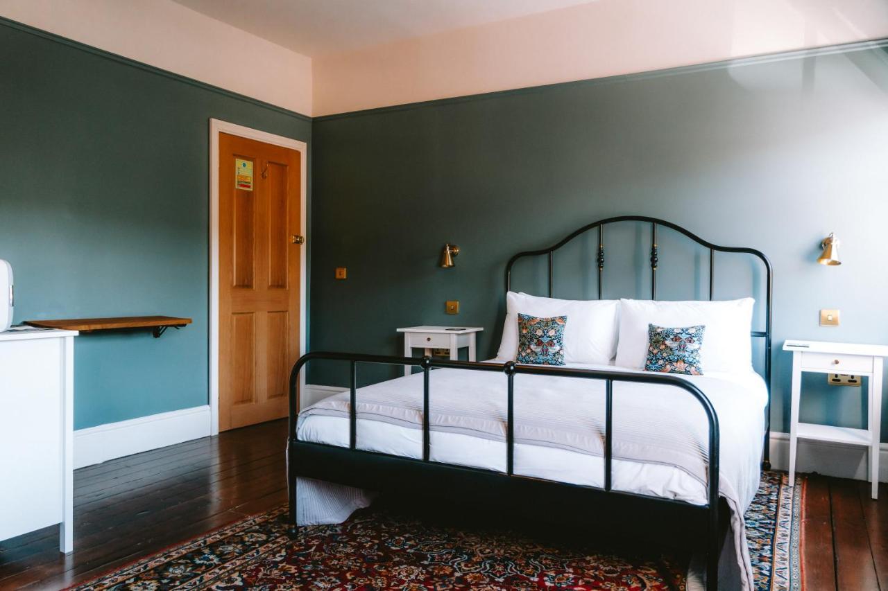 Riversdale House Bed & Breakfast Ланголен Екстериор снимка