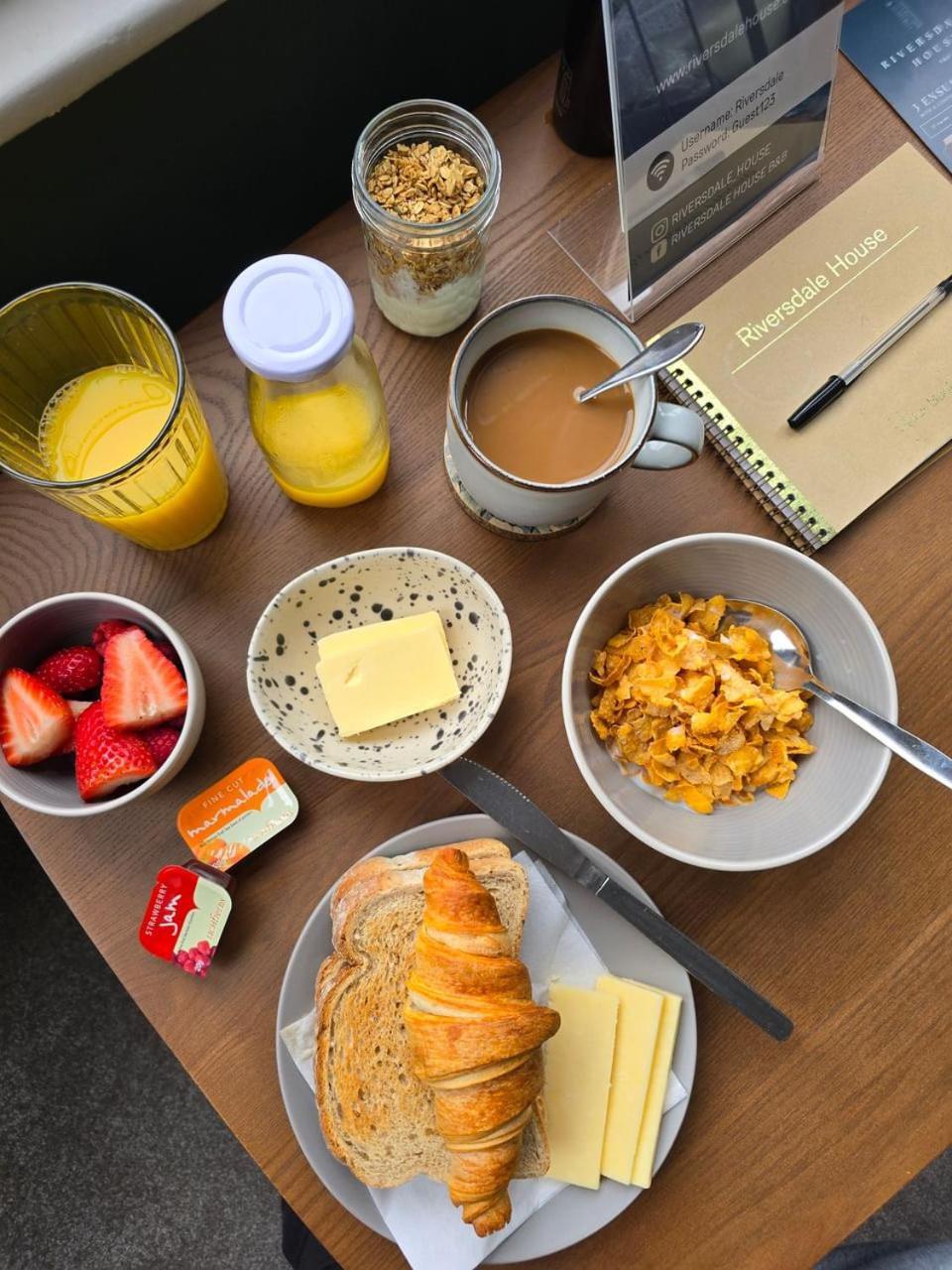 Riversdale House Bed & Breakfast Ланголен Екстериор снимка