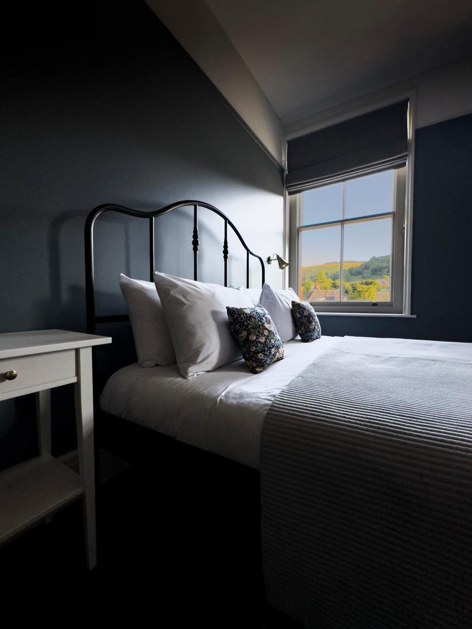 Riversdale House Bed & Breakfast Ланголен Екстериор снимка