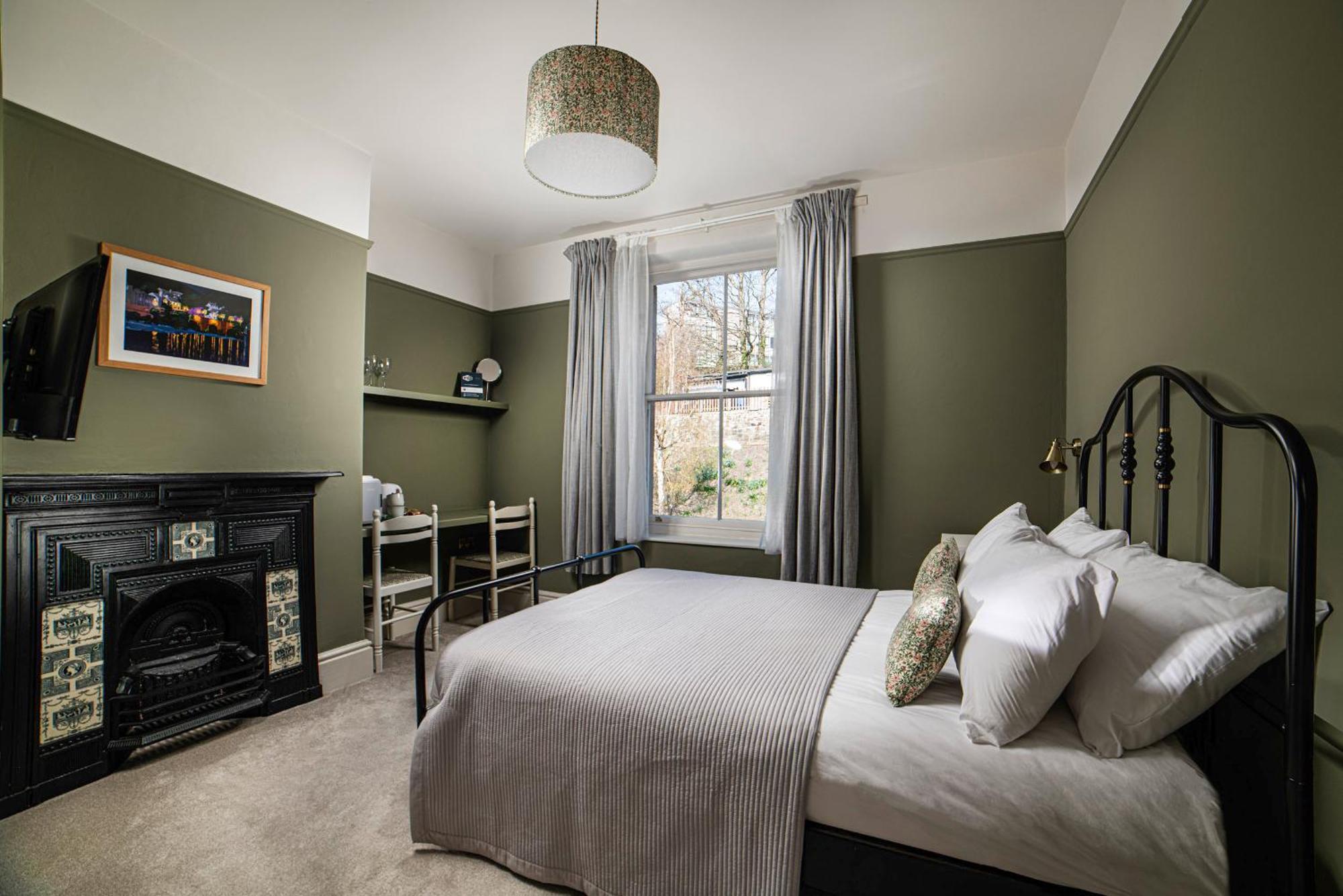 Riversdale House Bed & Breakfast Ланголен Екстериор снимка